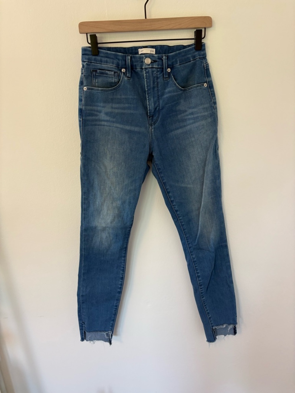 Good American Good Legs Straight Jeans Split Hem size 6/28